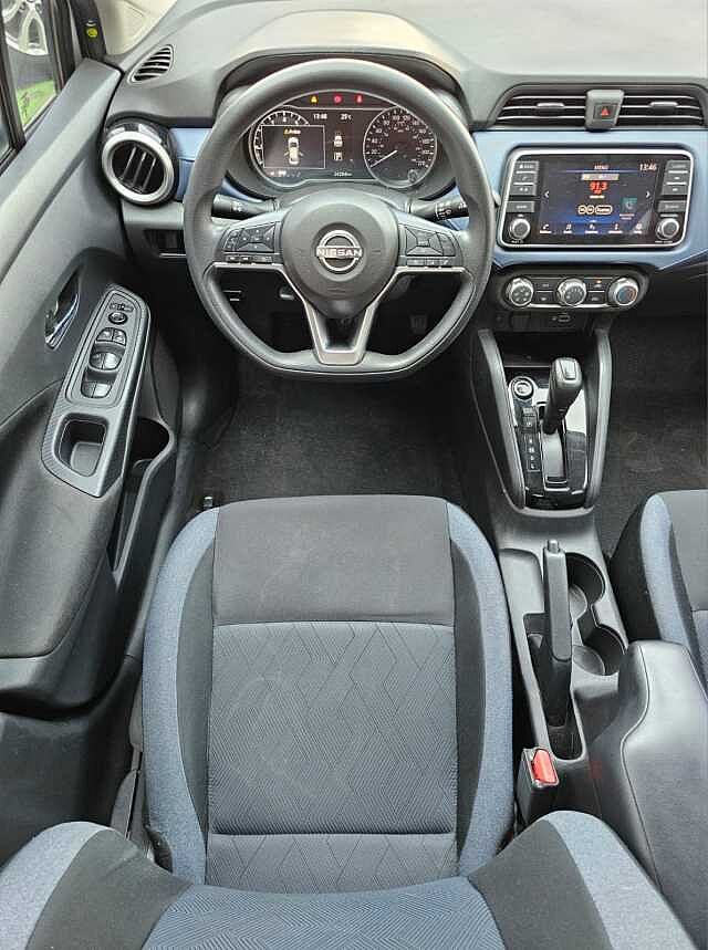 Nissan Versa