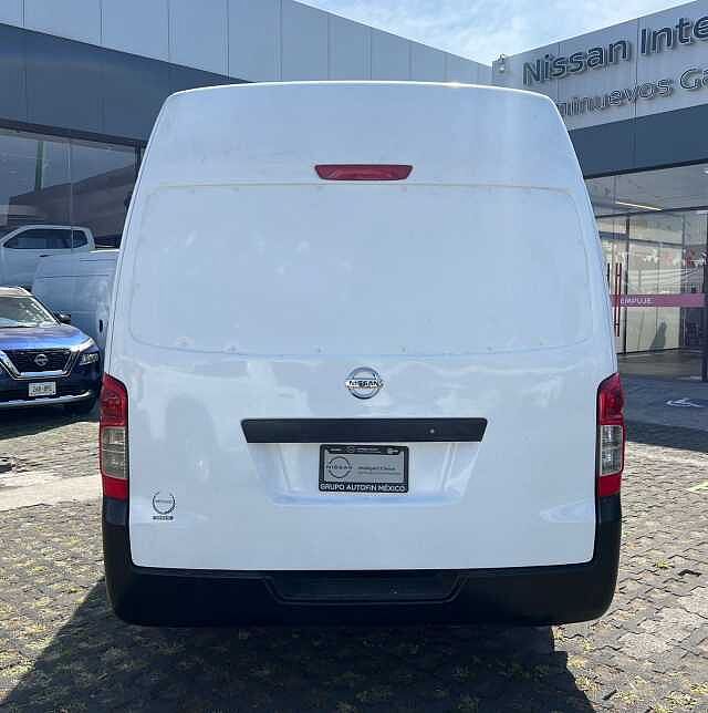 Nissan Urvan