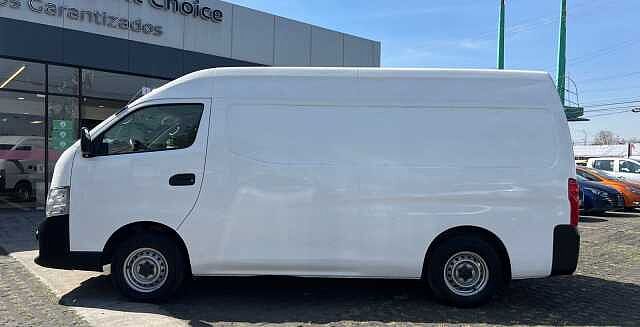 Nissan Urvan