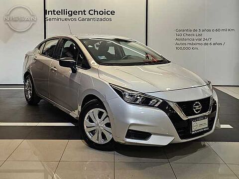 Nissan VERSA  Plata