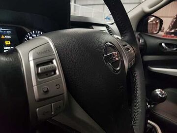 Nissan Frontier  Blanco