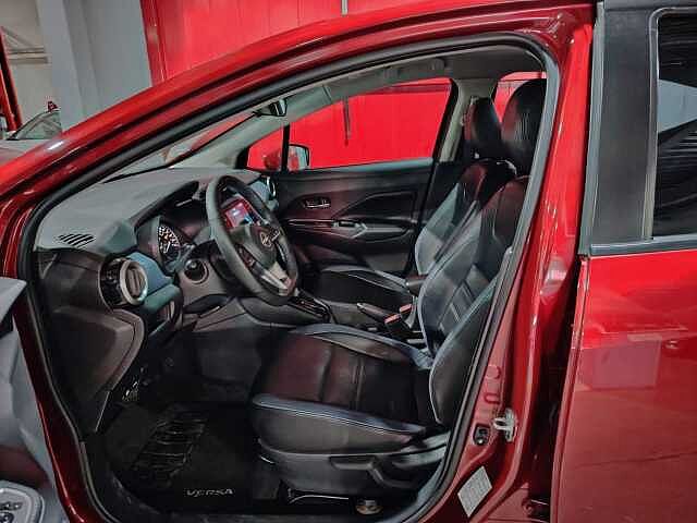 Nissan Versa