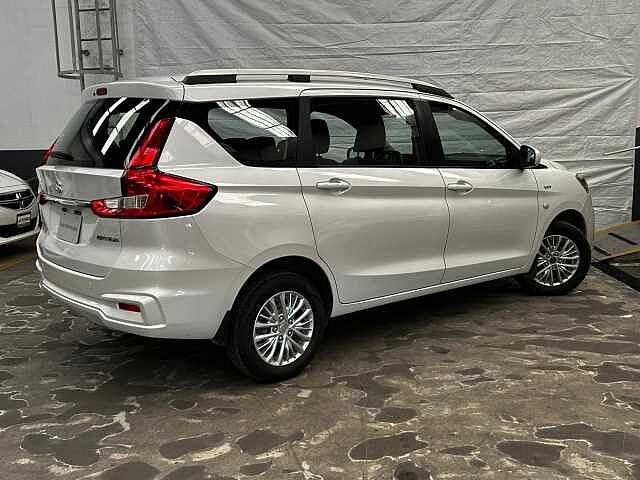 Suzuki ERTIGA