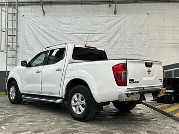 Nissan Frontier  Blanco