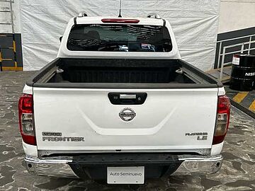 Nissan Frontier  Blanco