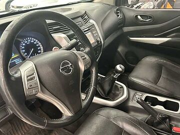 Nissan Frontier  Blanco