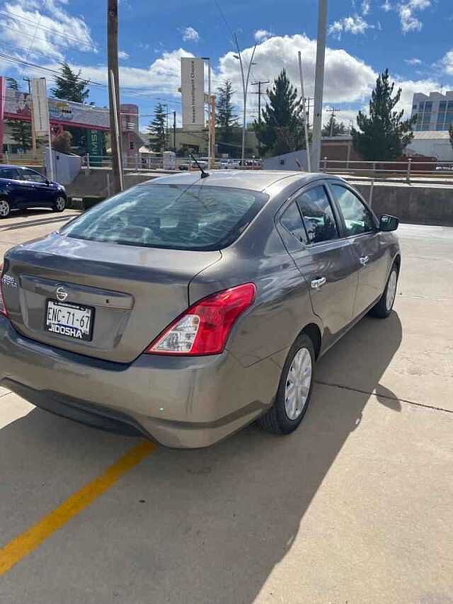 Nissan Versa