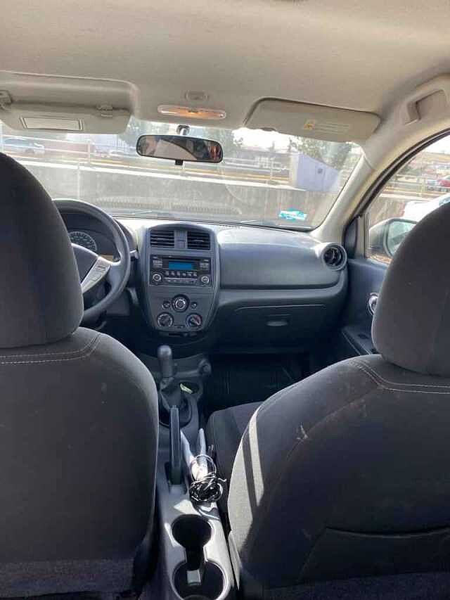 Nissan Versa