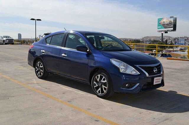 Nissan Versa