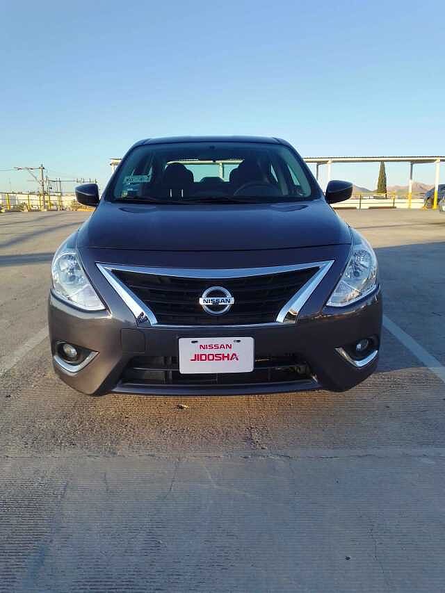 Nissan Versa