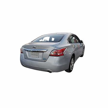 Nissan Altima  Plata