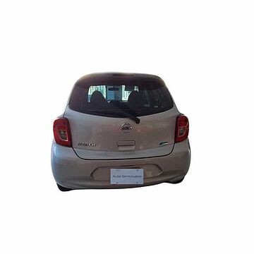 Nissan March  Blanco