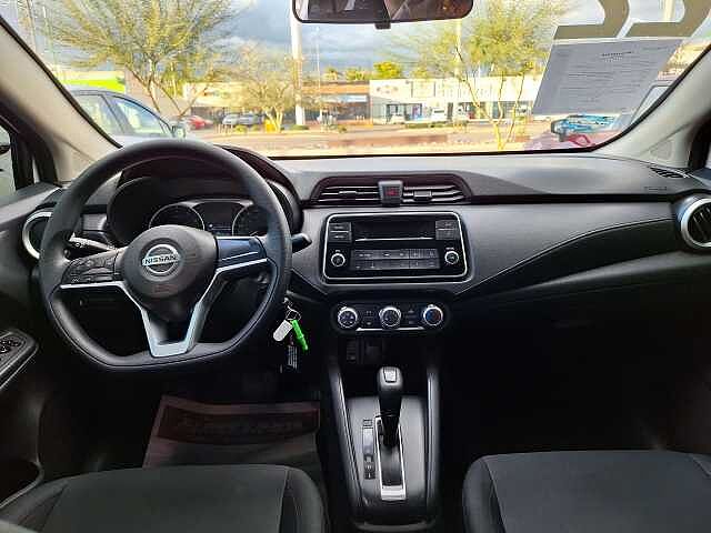 Nissan Versa