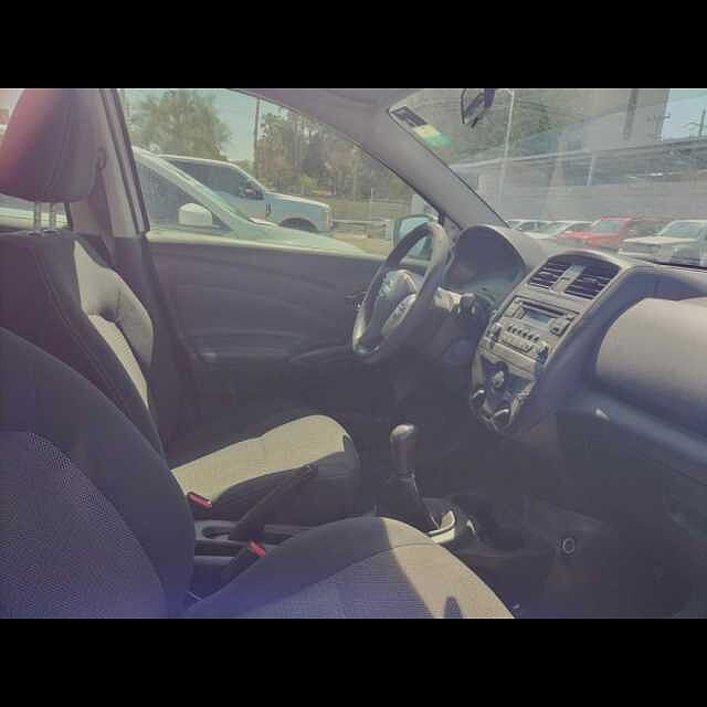 Nissan Versa