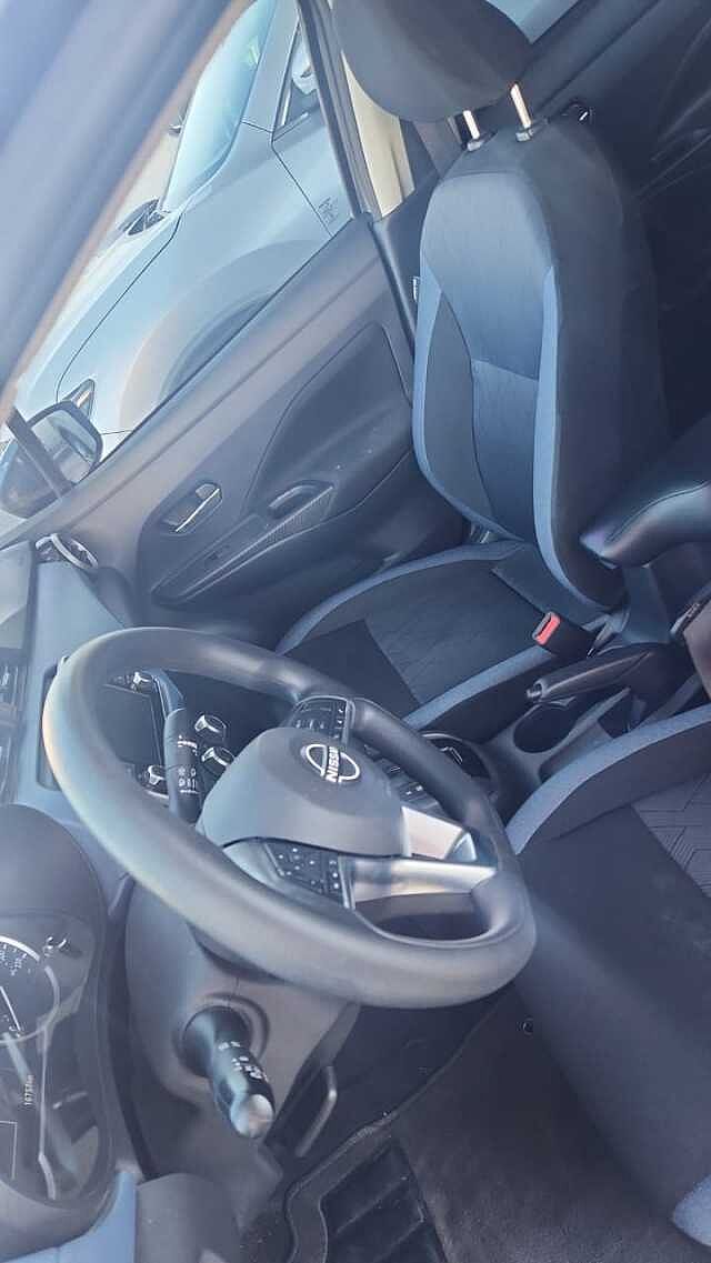 Nissan Versa