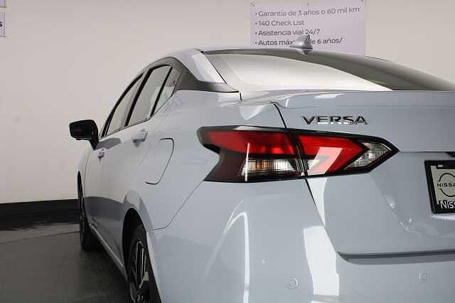 Nissan Versa
