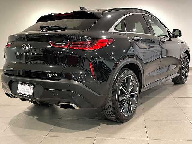 Infiniti QX55