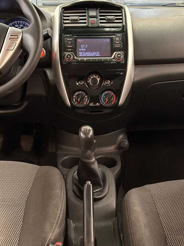 Nissan Versa