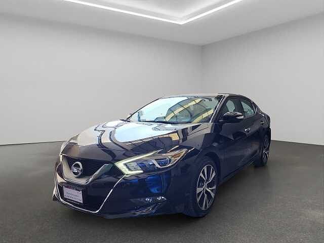 Nissan Maxima