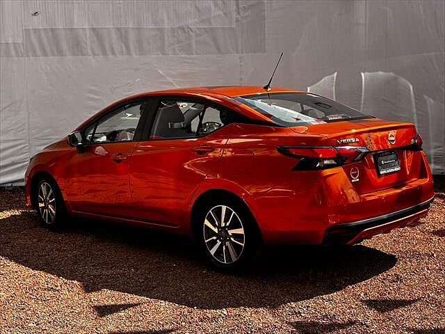 Nissan Versa