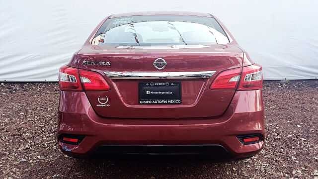 Nissan Sentra