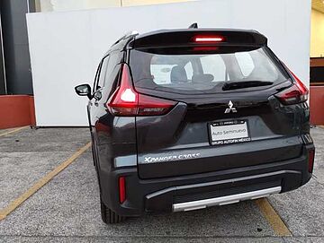 Mitsubishi XPANDER  Gris