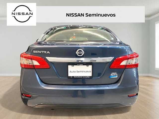 Nissan Sentra