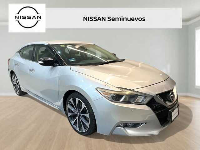 Nissan Maxima