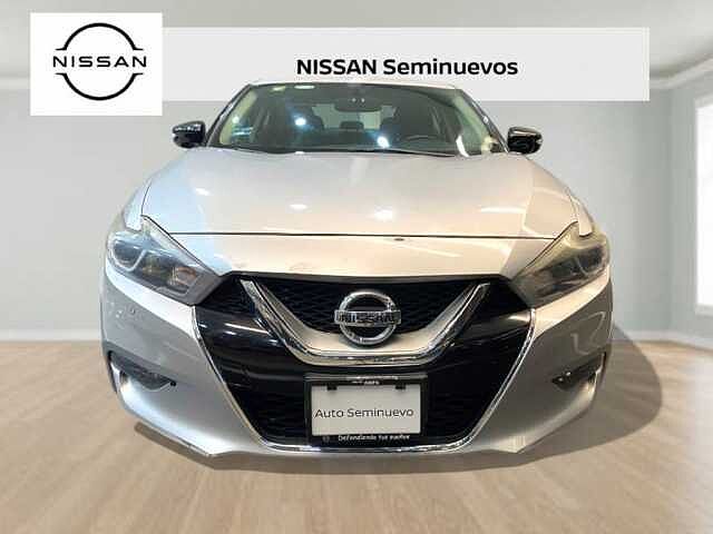 Nissan Maxima