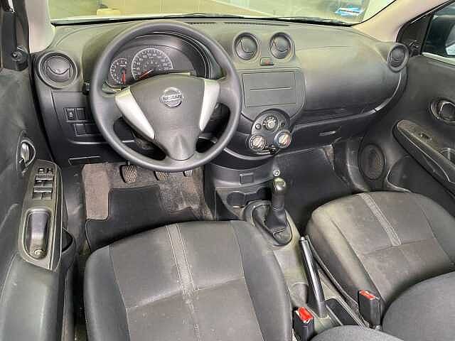Nissan Versa