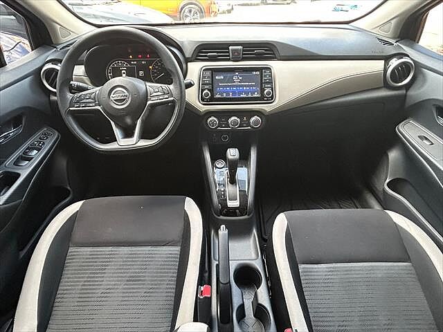 Nissan Versa