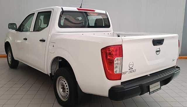 Nissan NP300