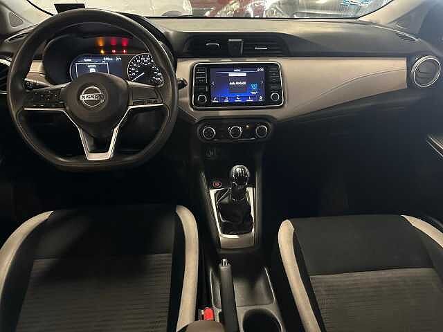 Nissan Versa