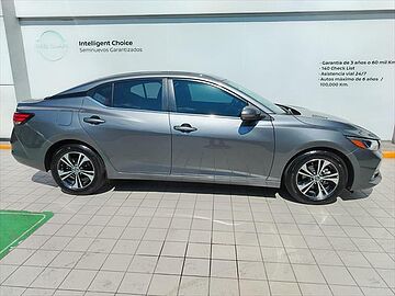 Nissan Sentra  Gris