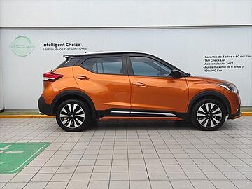 Nissan Kicks  Naranja