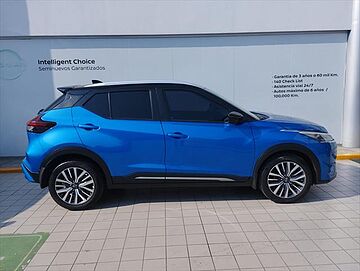 Nissan Kicks  Azul
