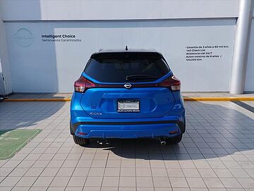 Nissan Kicks  Azul