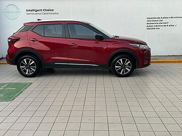Nissan Kicks  Rojo