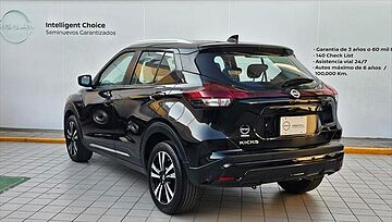 Nissan Kicks  Negro