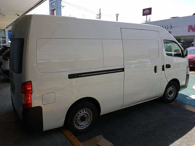 Nissan Urvan