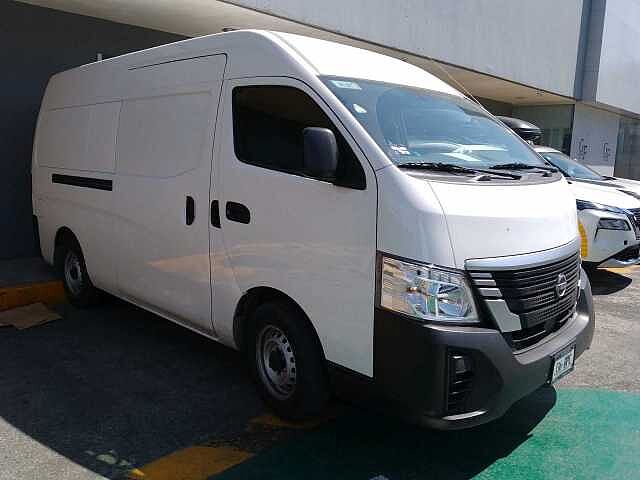 Nissan Urvan