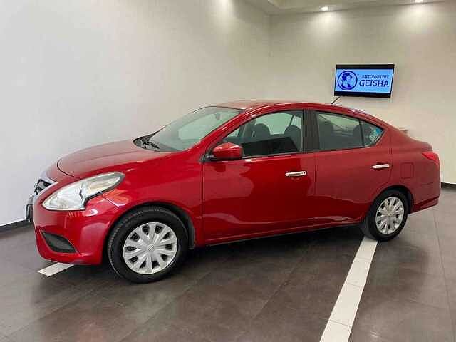 Nissan Versa