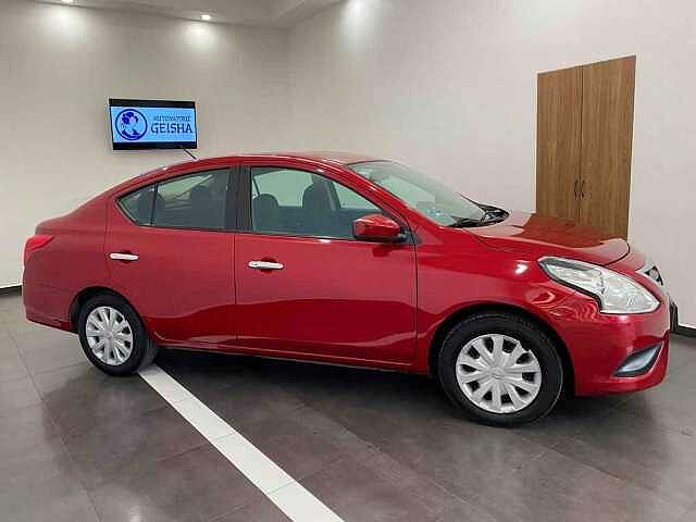 Nissan Versa