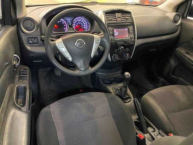 Nissan Versa