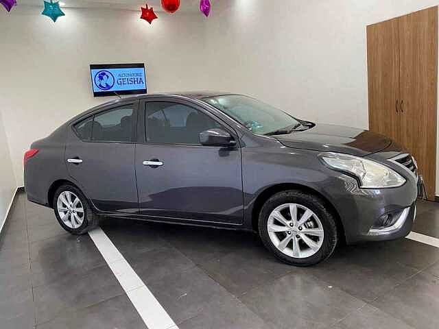 Nissan Versa