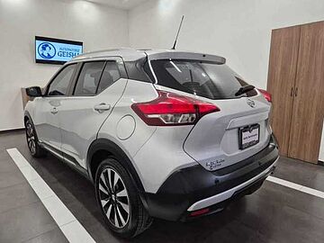 Nissan Kicks  Negro