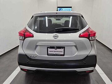 Nissan Kicks  Negro