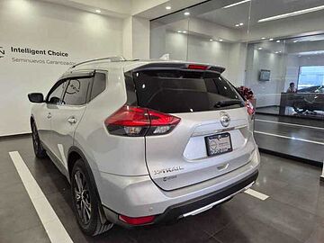 Nissan X-Trail  Plata