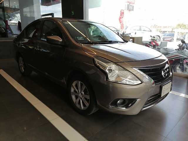 Nissan Versa