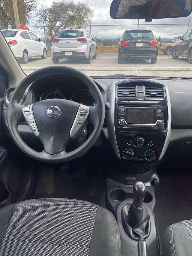 Nissan Versa